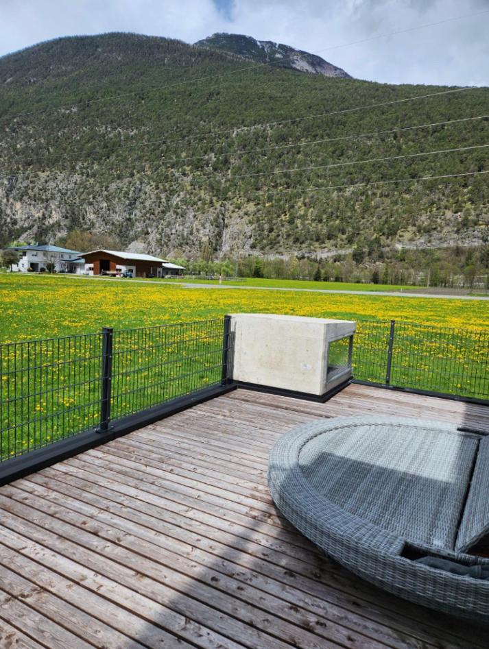 Deluxefort Fuer 10 Gaeste Mit Eigenem Whirlpool Und Fasssauna Imst Zewnętrze zdjęcie